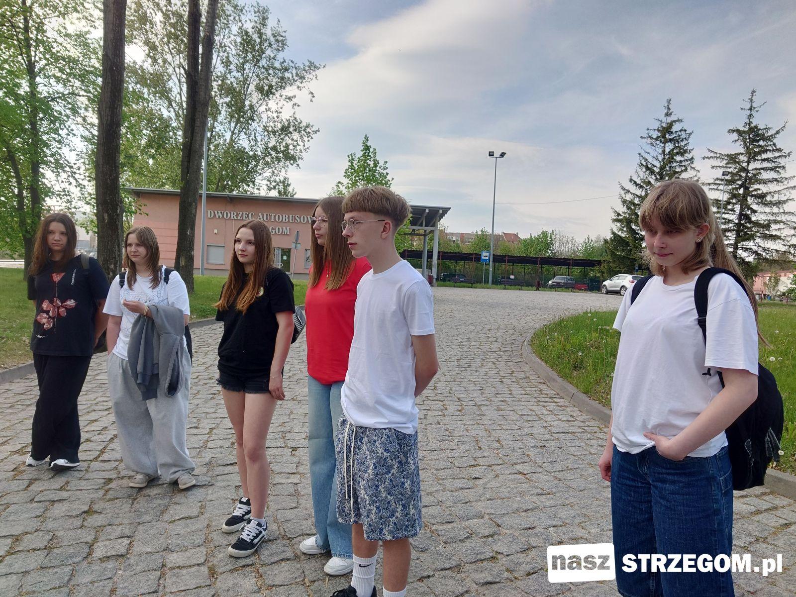 Nowe życie starego dworca. „Granitowy Szlak” inwestuje w przyszłość młodzieży [FOTO] 
