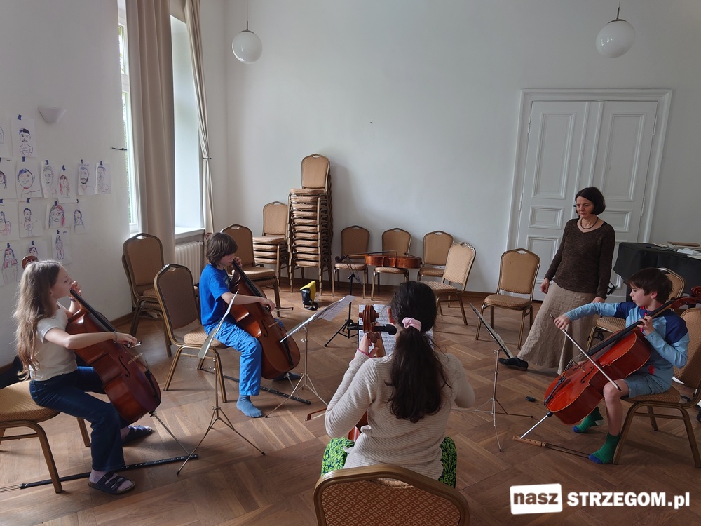 Wiolonczela bez granic rozbrzmiewa w Pałacu Morawa [FOTO] 