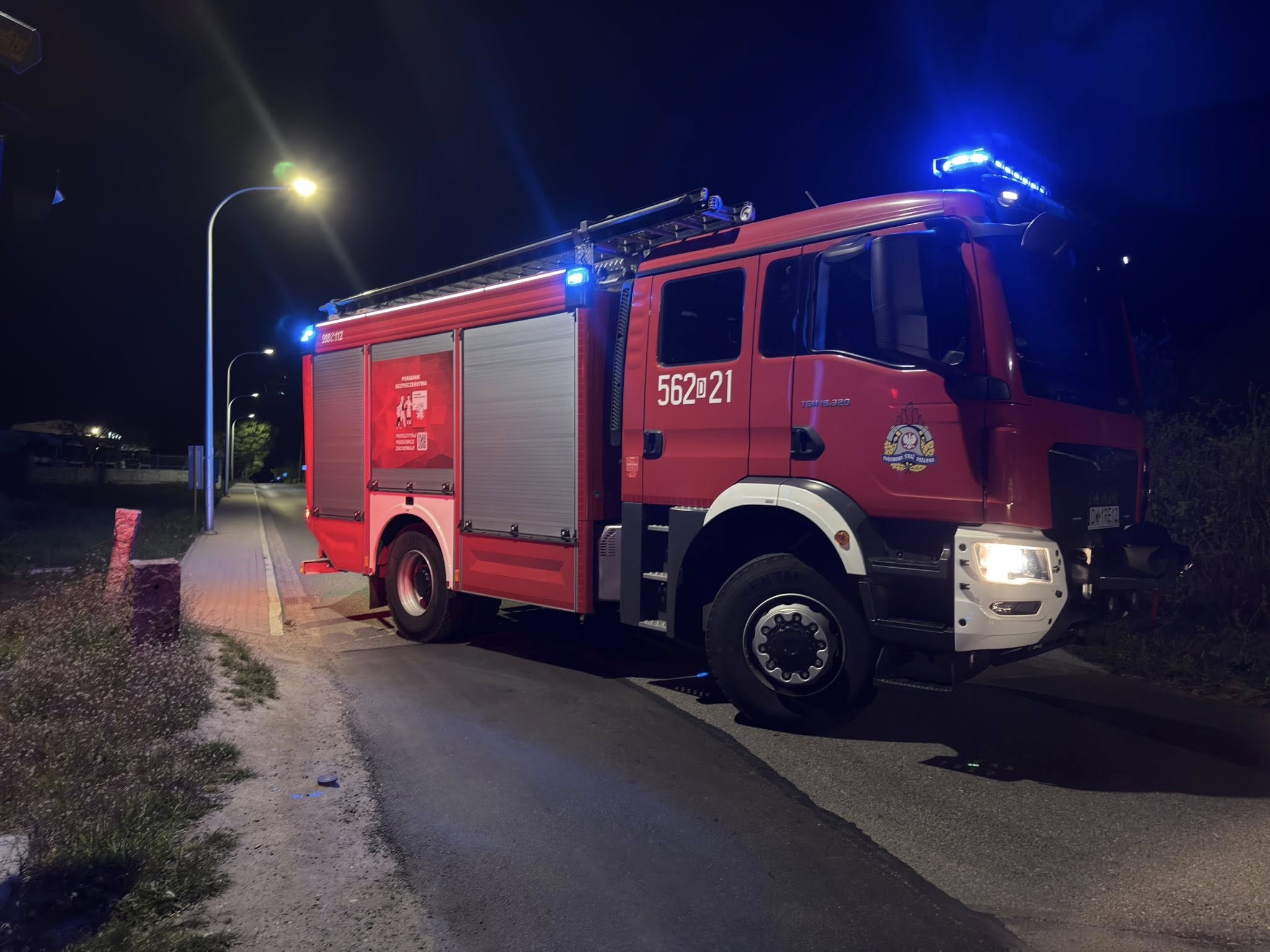 Wypadek na torach w Strzegomiu. Pociąg potrącił mężczyznę [FOTO] 