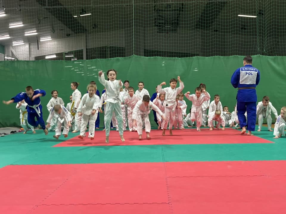Turniej mikołajkowy zamknął tegoroczny sezon u strzegomskich judoków [FOTO] 