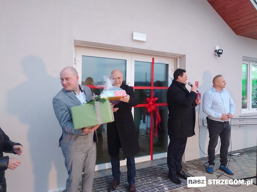 W Bartoszówku oddano do dyspozycji mieszkańcom nowoczesną świetlicę wiejską [FOTO] 