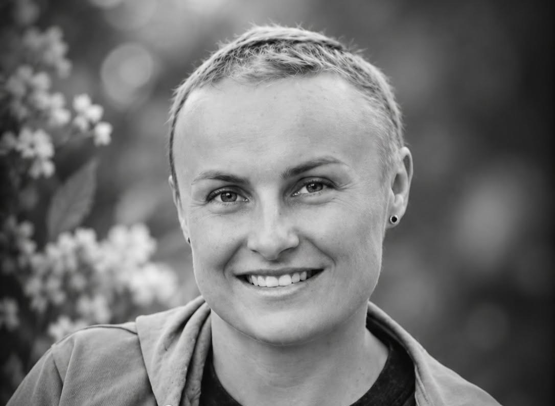 Odeszła Mariola Paszkowska, wieloletnia członkini Zespołu Pieśni i Tańca „Kostrzanie” 