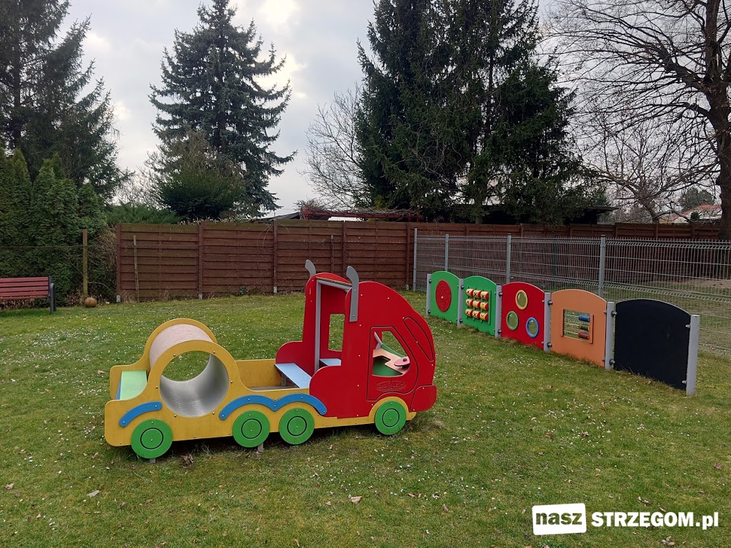 Żłobek nr 2 w Strzegomiu będzie miał nowy i bezpieczny plac zabaw [FOTO]  