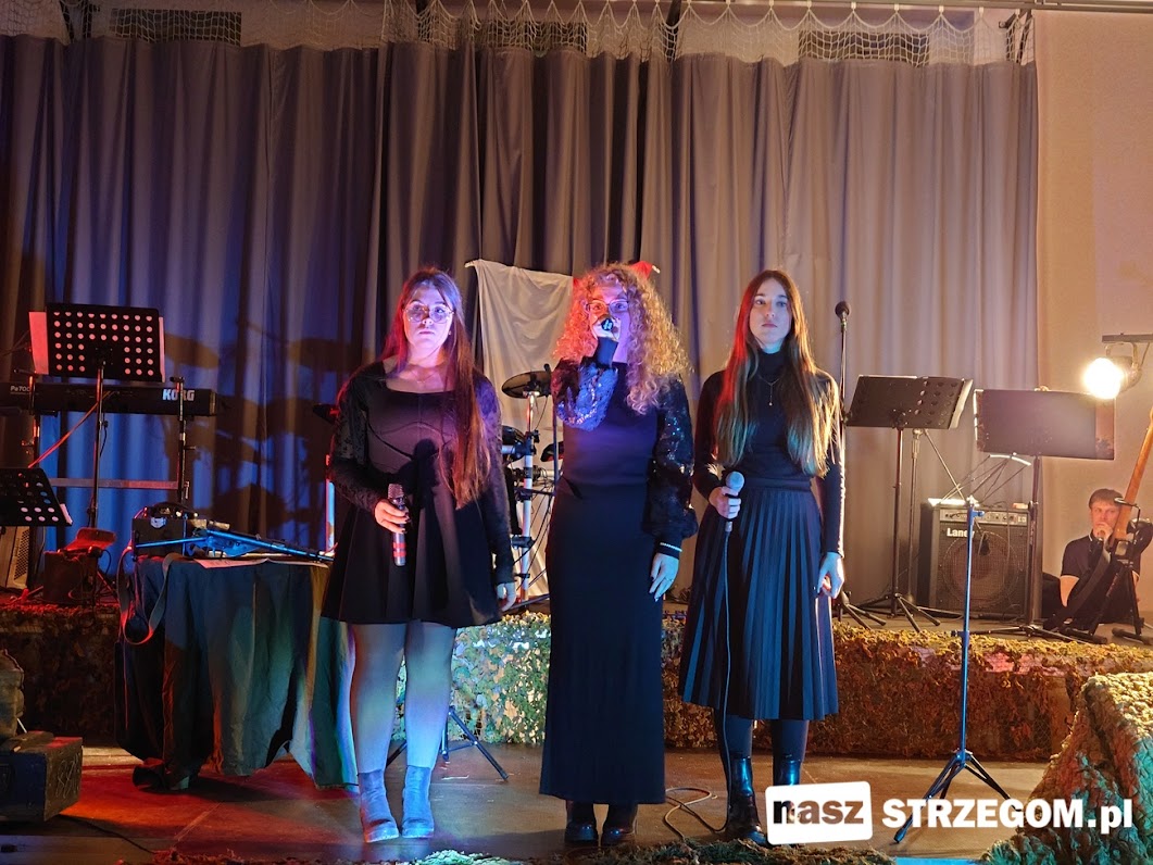 Strzegomscy strzelcy zaprezentowali niezwykły koncert niepodległościowy w Jaroszowie [FOTO] 