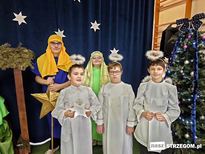 Kolędy, które łączą serca. Wyjątkowe spotkanie w Zespole Szkół Specjalnych w Strzegomiu [AUDIO+FOTO] 