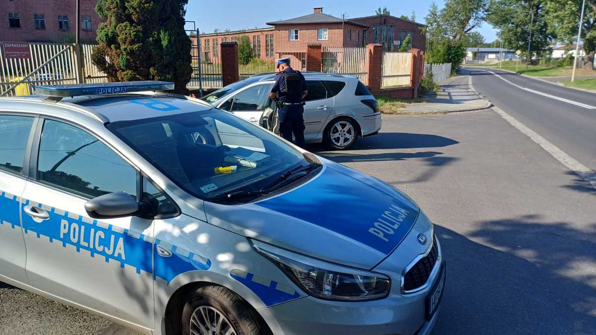 32-latka jechała autem na cudzych tablicach, bez OC i przeglądu technicznego 