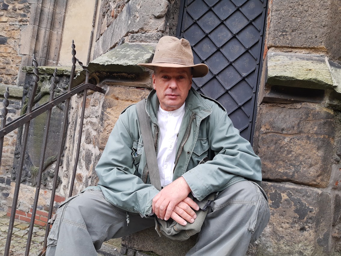 Krzysztof Kaszub opowie historię o dawnej stacji nasłuchowej Wermachtu w Strzegomiu  