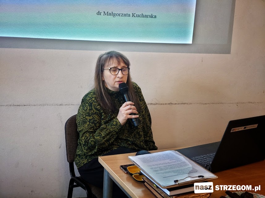 Syberyjskie losy zapisane w międzywojennym „Płomyku”. Poruszające spotkanie z dr Małgorzatą Kucharską [FOTO] 