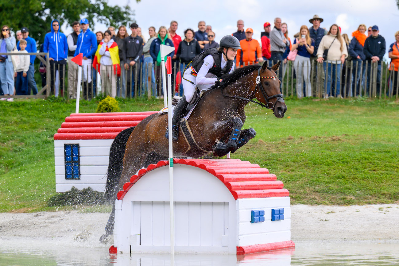 Niemka Hannah Busch utrzymuje prowadzenie w Morawie. Finałowa niedziela rozstrzygnie medale [FOTO] 