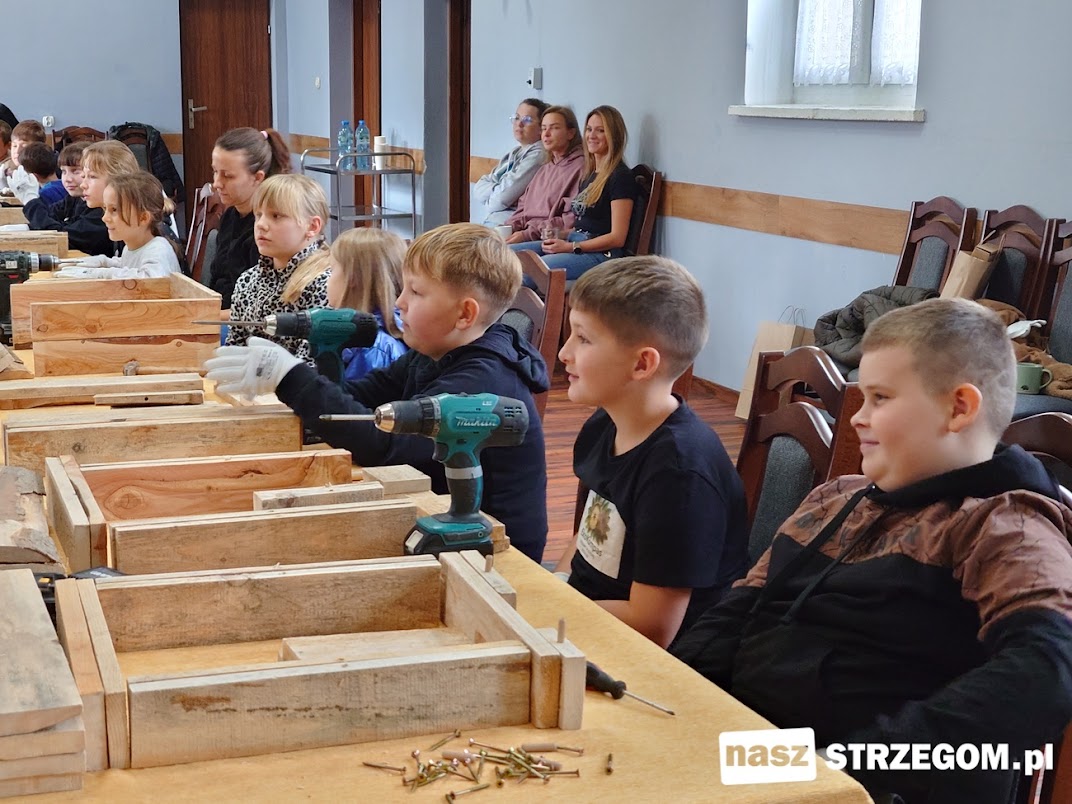 Młodzi z Goczałkowa uczyli się, jak dbać o przyrodę. Stowarzyszenie „Kompas” podsumowało ekologiczny projekt [FOTO] 