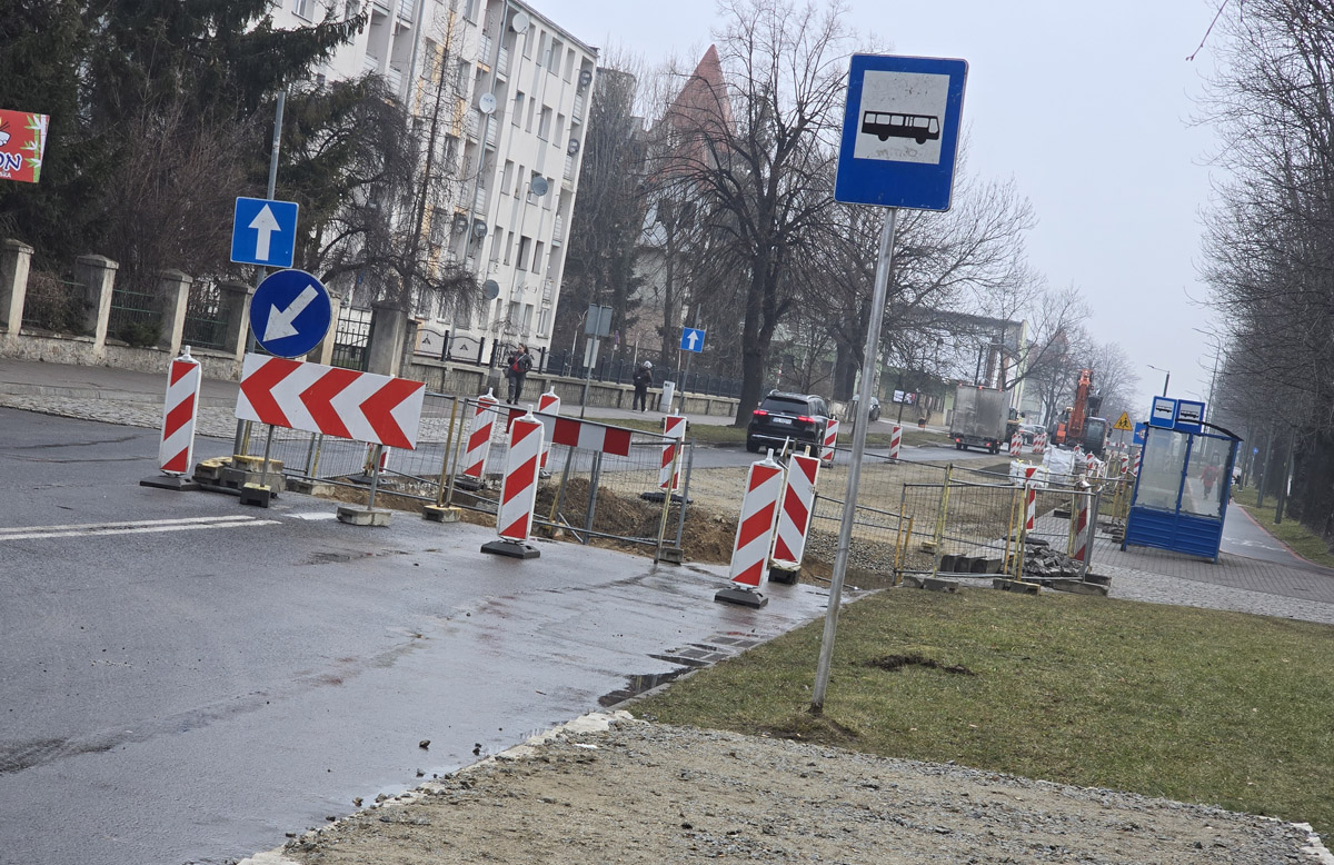 Kolejna zmiana organizacji ruchu przy Alei Wojska Polskiego 