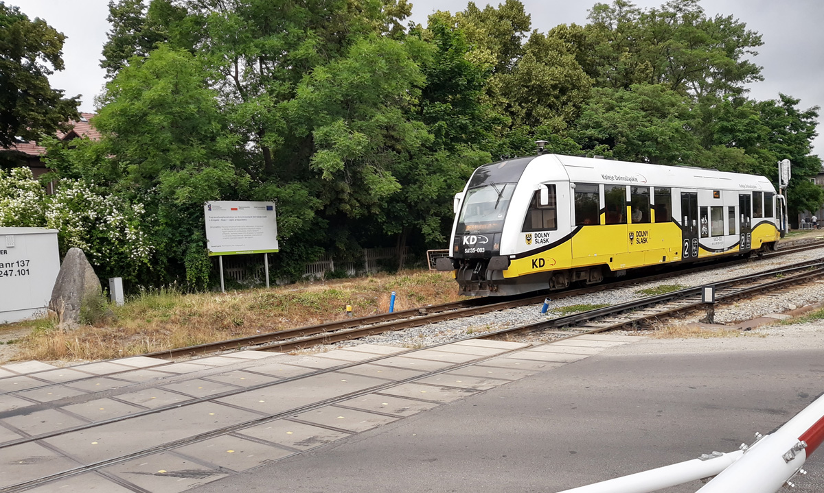 Zmiany w rozkładzie jazdy pociągów. Powodem jest zamknięcie odcinka Jaworzyna Śląska – Strzegom! 