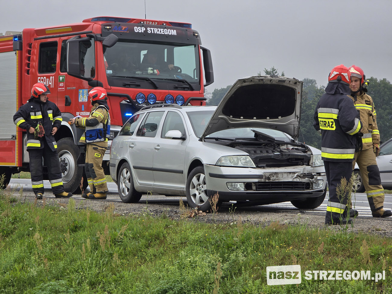 Zderzenie na skrzyżowaniu Alei Wojska Polskiego z krajową „piątką” w Strzegomiu [FOTO] 