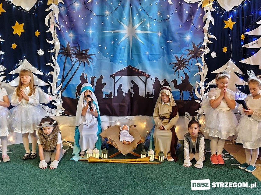 Bożonarodzeniowe spotkanie w Przedszkolu im. Pszczółki Mai w Strzegomiu [FOTO] 