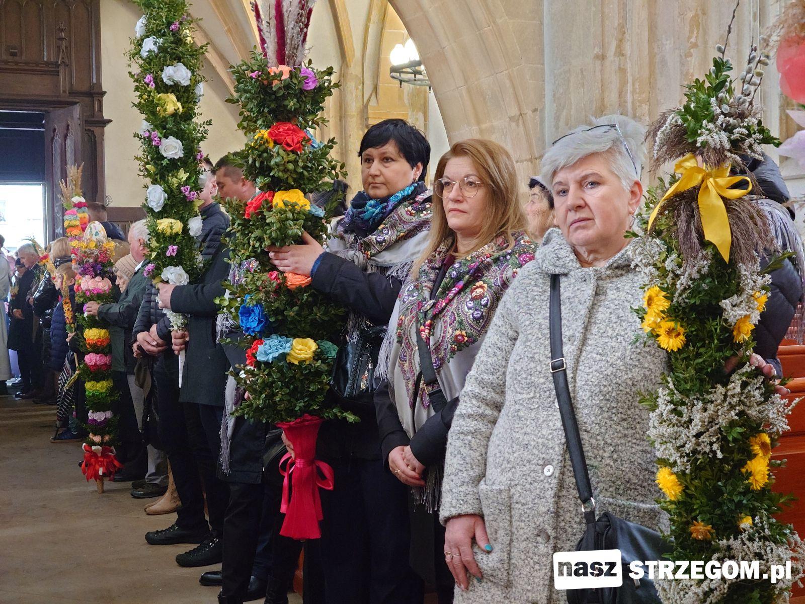 Palmowa zaduma przed Wielkanocą – uroczystości w strzegomskiej bazylice [FOTO] 