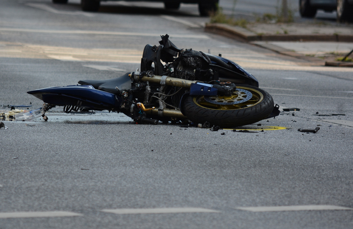 Zderzenie motocyklisty z ciężarówką! 