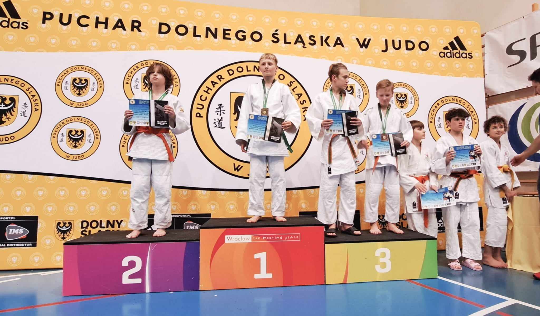 Strzegomscy judocy przywieźli z dolnośląskich mistrzostw worek medali [FOTO] 
