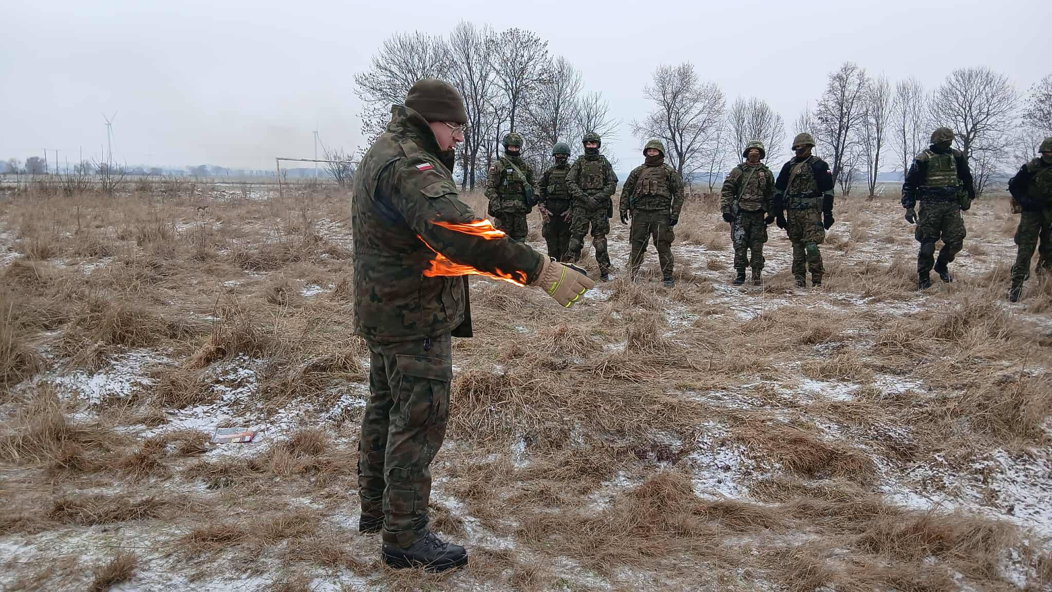 Strzelcy hartowali się w ogniu! [FOTO] 