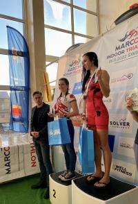 Brygida Szymańska z Jaroszowa na podium świdnickiego triathlonu pod dachem [FOTO]